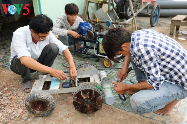 Erfindungen von Nguyen Hoang Nam unterstützen die Bauern - ảnh 1